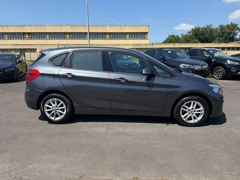 Gebraucht BMW 218 Active Tourer Advantage 150 PS (110 kW) 2016 Grau Van / Kleinbus