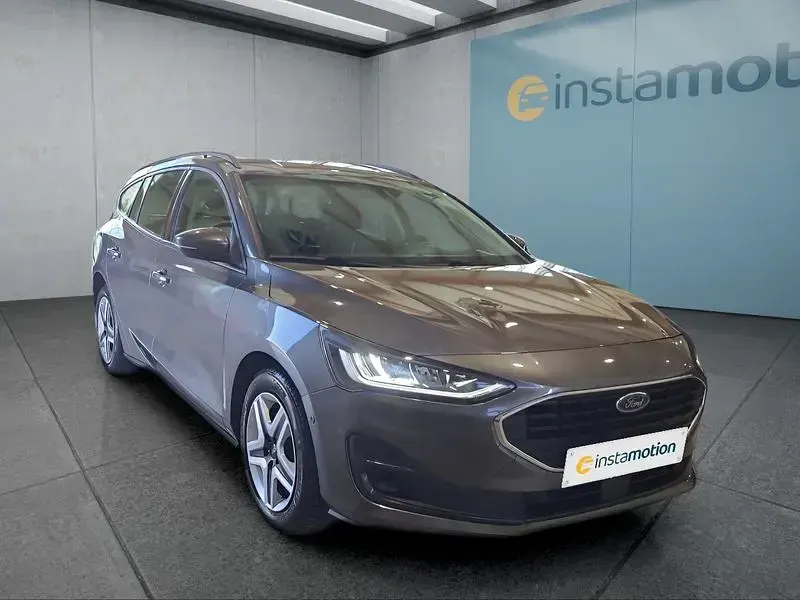 Gebraucht Ford Focus 125 PS (91 kW) 2022 Grau Kombi