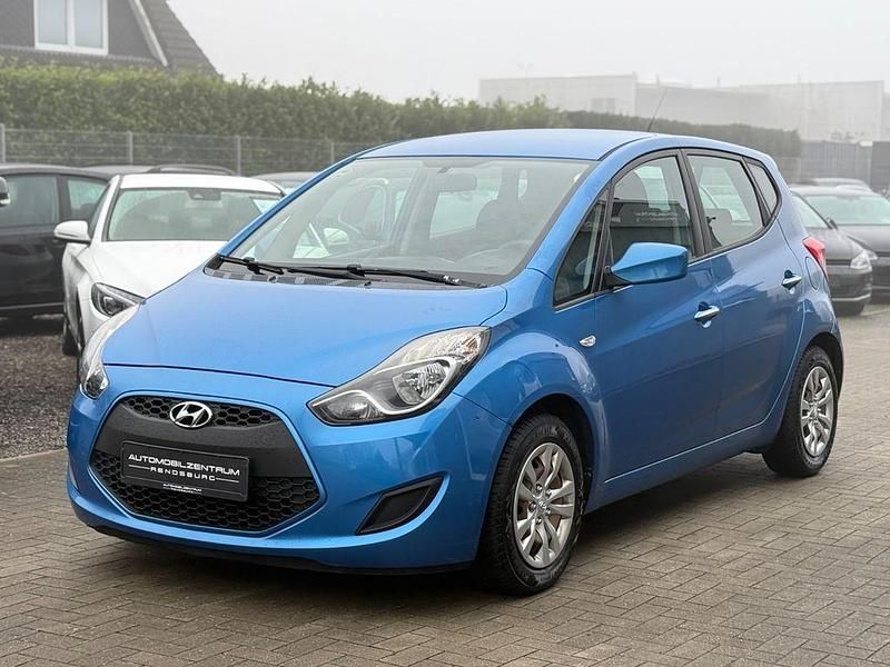 Gebraucht Hyundai ix20 Classic 116 PS (85 kW) 2016 Blau Kleinwagen