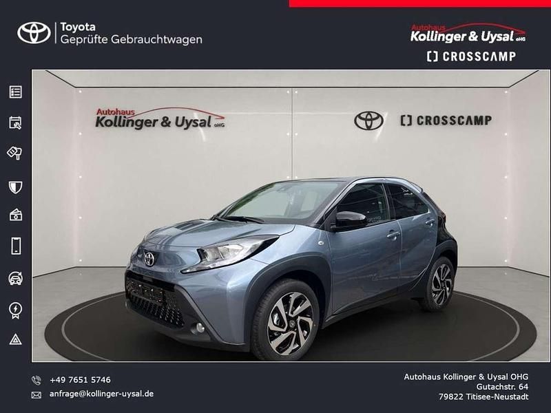 Celestite grey metallic / nigh Neu 2025 Toyota Aygo X SUV | 16.990 € (Guter Preis) - Bild 1/4