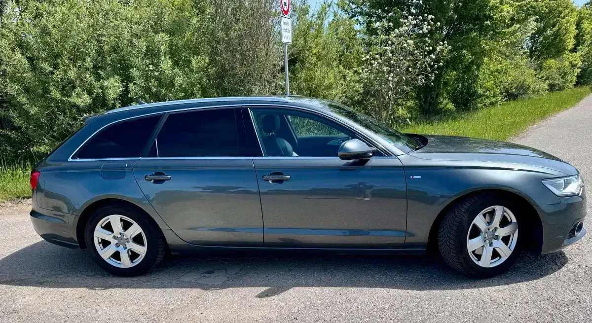 Gebraucht Audi A6 S-Line 177 PS (130 kW) 2013 Grau Kombi