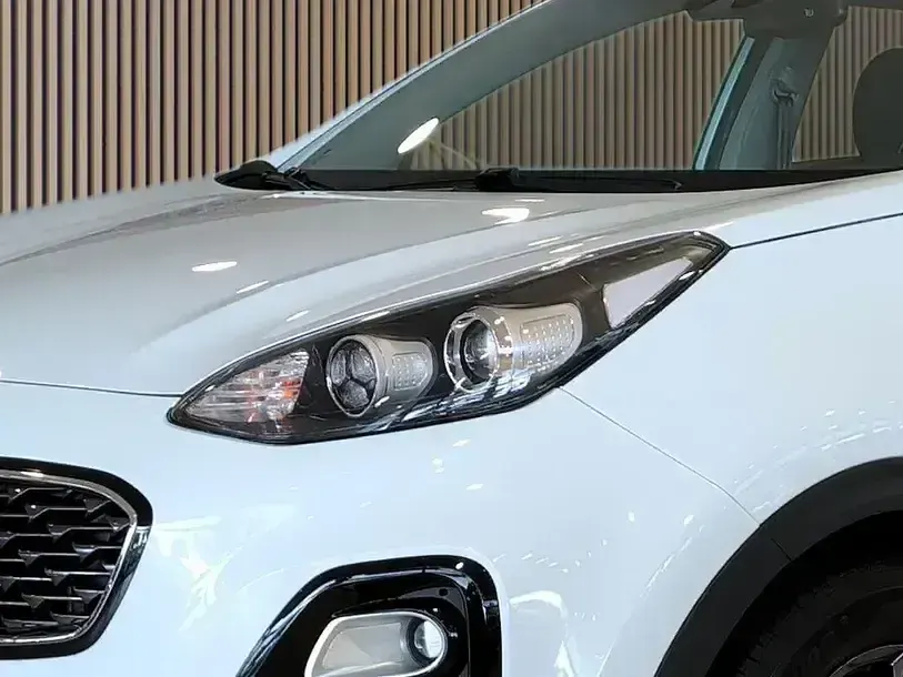 Gebraucht Kia Sportage Vision 177 PS (130 kW) 2019 Carraraweiss SUV