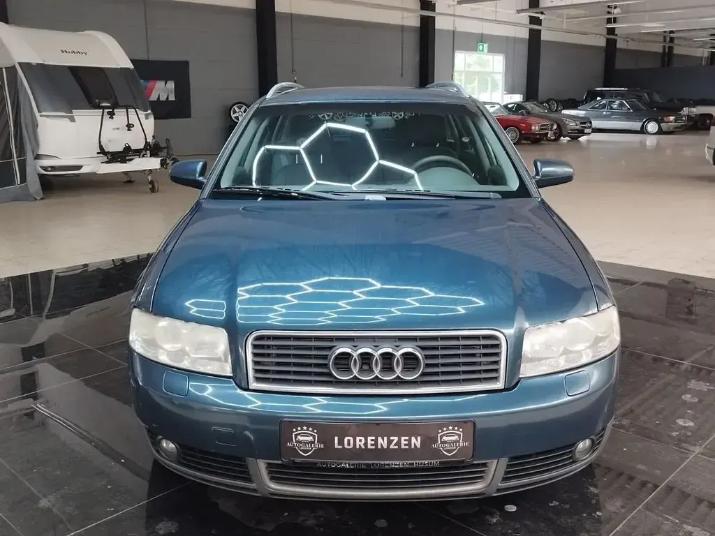Gebraucht Audi A4 163 PS (119 kW) 2003 Blau Kombi