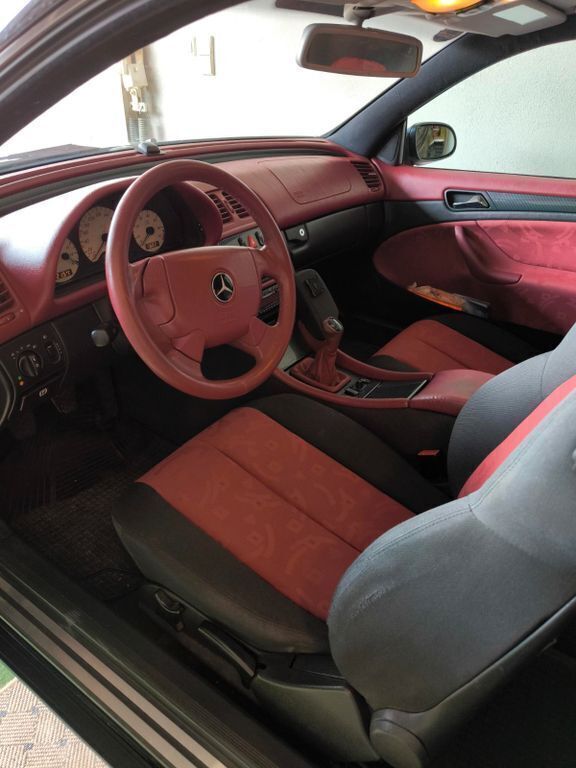 Schwarz Gebraucht 1997 Mercedes CLK200 Coupé | 1.199 € (Fairer Preis) - Bild 1/4