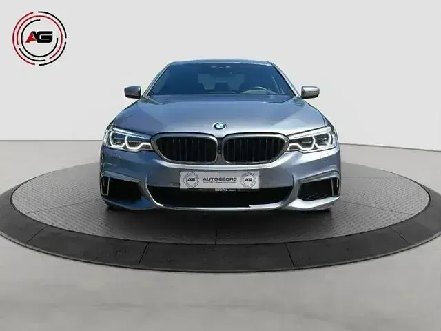 Używany BMW M550 Shadowline 462 KM (339 kW) 2017 Niebieski Sedan/Limuzyna