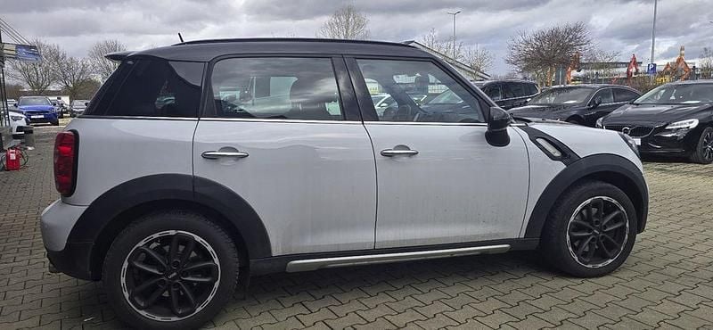 Gebraucht Mini Cooper D Countryman 111 PS (81 kW) 2016 Weiß SUV