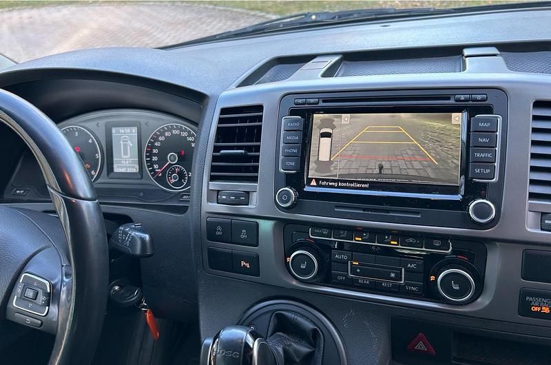 Gebraucht VW California Beach 140 PS (102 kW) 2013 Schwarz Van