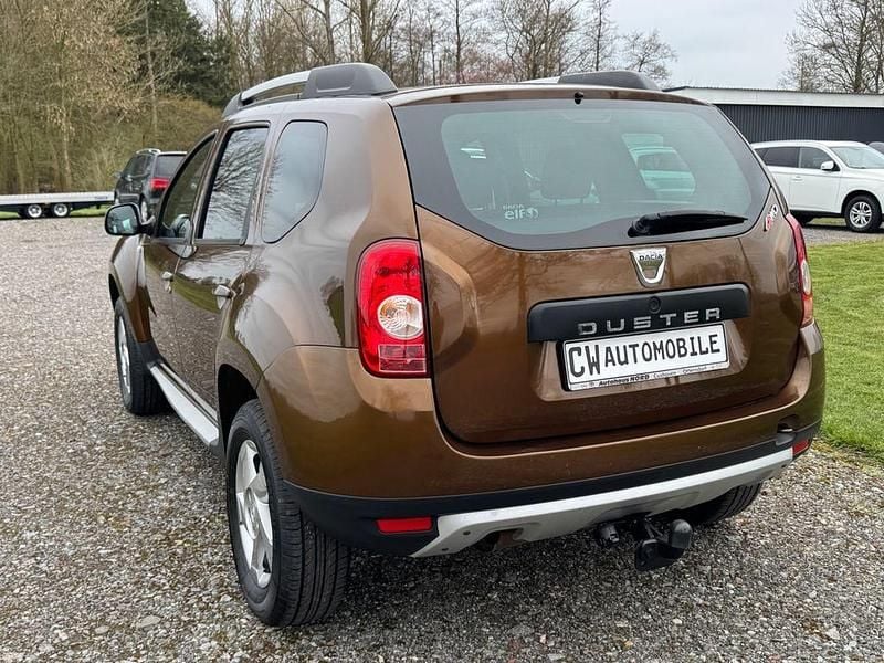 Gebraucht Dacia Duster Lauréate 105 PS (77 kW) 2011 Braun SUV