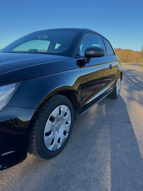 Gebraucht Audi A1 Ambition 86 PS (63 kW) 2011 Schwarz Kleinwagen