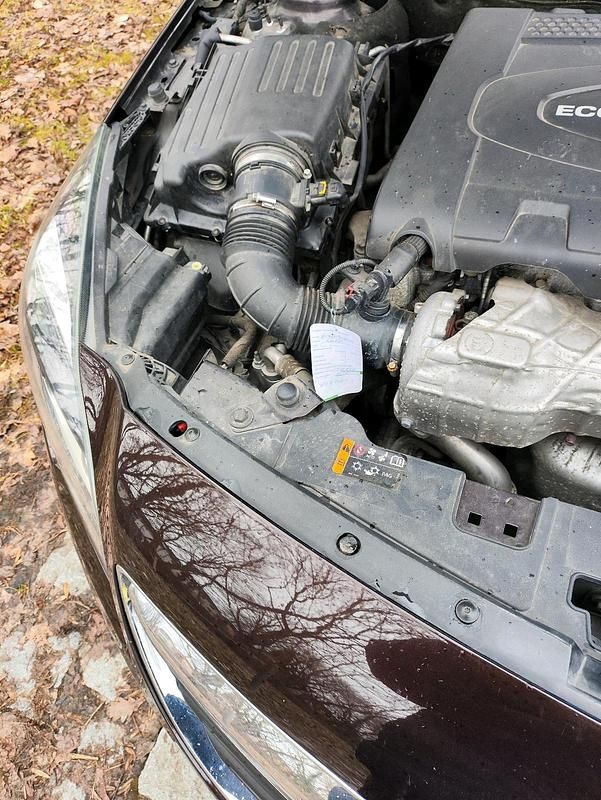 Gebraucht Opel Insignia 140 PS (102 kW) 2015 Braun Kombi