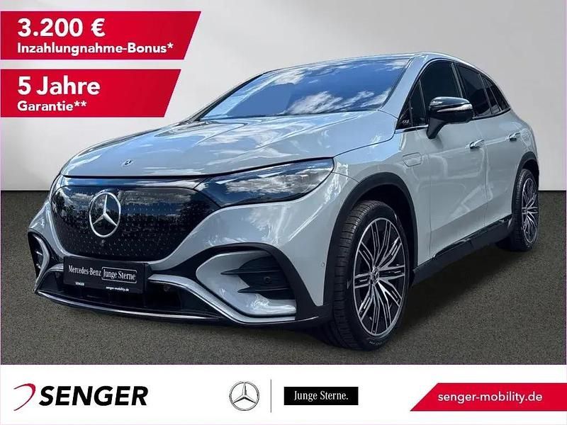 Grau Gebraucht 2024 Mercedes EQE350 SUV AMG SUV | 66.870 € - Bild 1/1