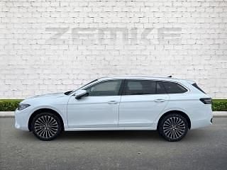 Neu VW Passat Elegance 150 PS (110 kW) 2025 Weiss Kombi