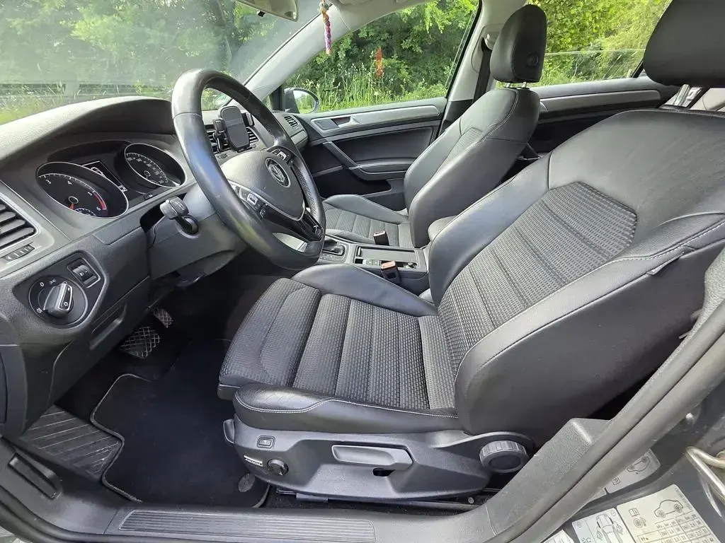Gebraucht VW Golf VII Comfortline 150 PS (110 kW) 2016 Grau Kombi