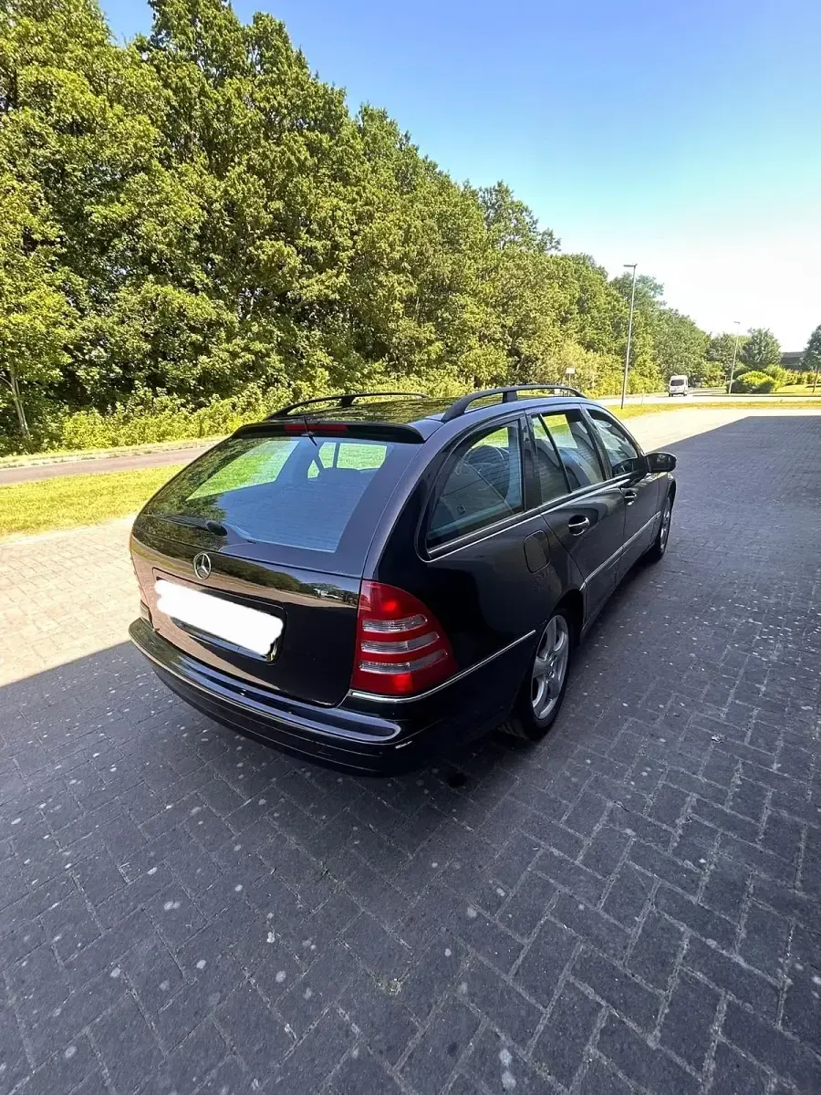 Gebraucht Mercedes C320 Avantgarde 218 PS (160 kW) 2001 Schwarz Kombi