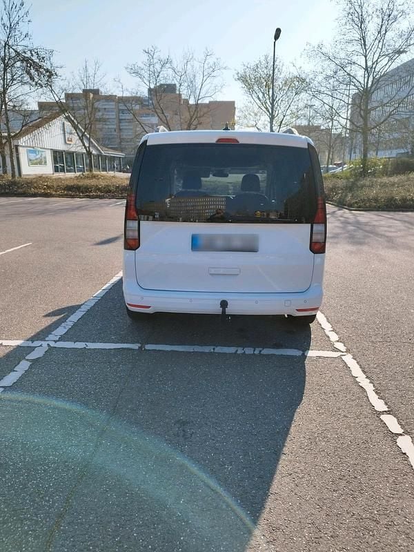 Gebraucht VW Caddy Basis 115 PS (84 kW) 2021 Weiß Van / Kleinbus