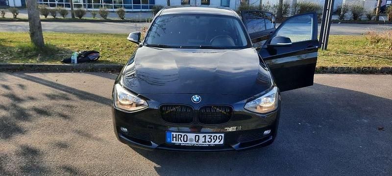Schwarz Gebraucht 2012 BMW 116 Kleinwagen | 4.700 € (Superpreis) - Bild 1/4