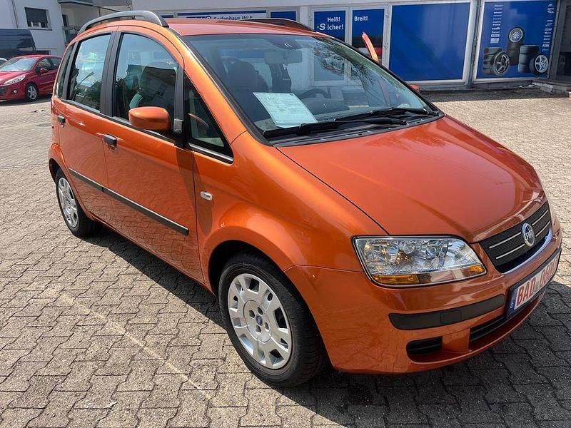 Gebraucht Fiat Idea 95 PS (69 kW) 2005 Orange Van / Kleinbus