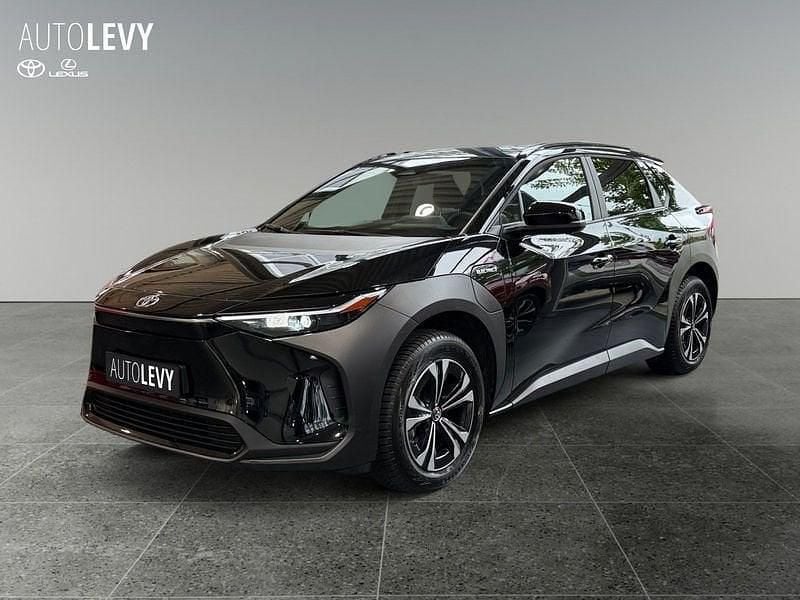 Gebraucht Toyota bZ4X Basis 150 kW (204 PS) 2023 Schwarz SUV