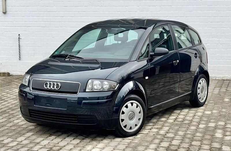 Blau Gebraucht 2002 Audi A2 Kleinwagen | 2.499 € (Superpreis) - Bild 1/4