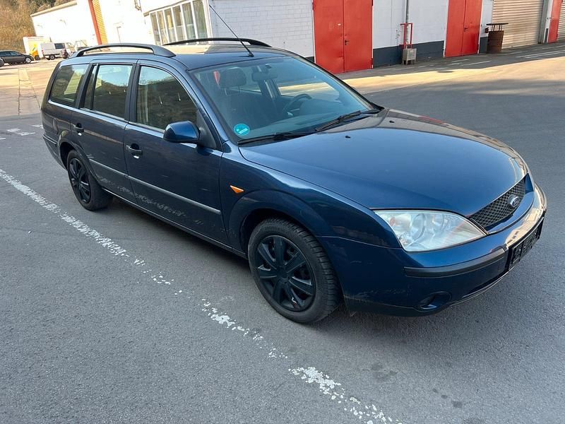 Gebraucht Ford Mondeo 125 PS (91 kW) 2003 Blau Kombi