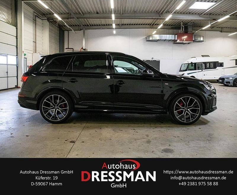 Gebraucht Audi Q7 Competition 286 PS (210 kW) 2023 Mythosschwarz metallic SUV