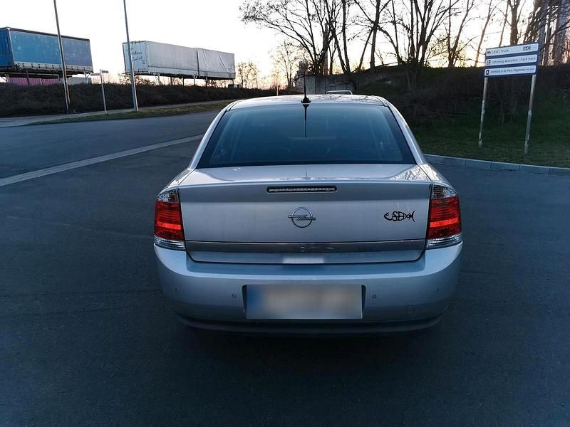 Gebraucht Opel Vectra 147 PS (108 kW) 2002 Grau Limousine