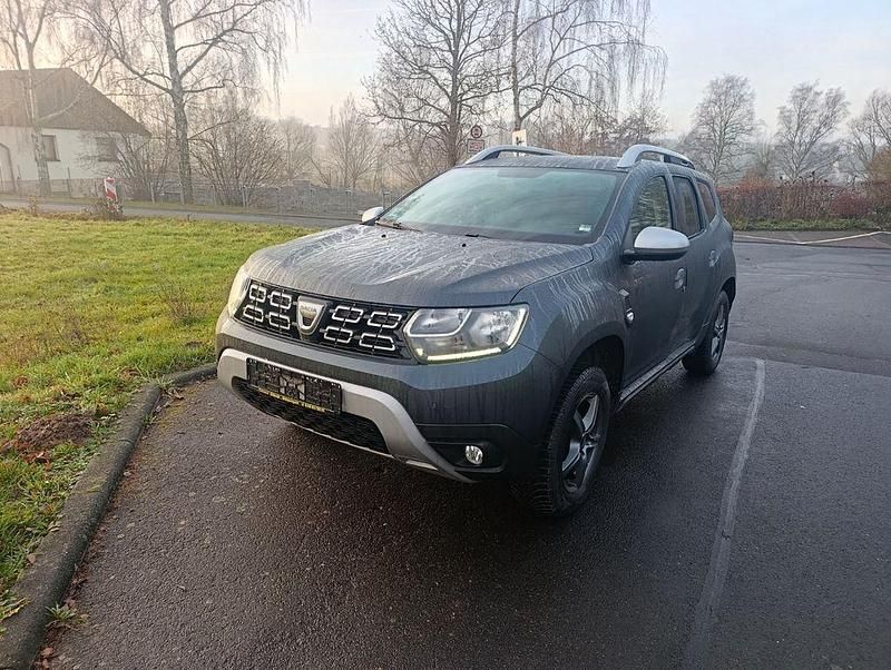 Gebraucht Dacia Duster Comfort 131 PS (96 kW) 2019 Grau SUV