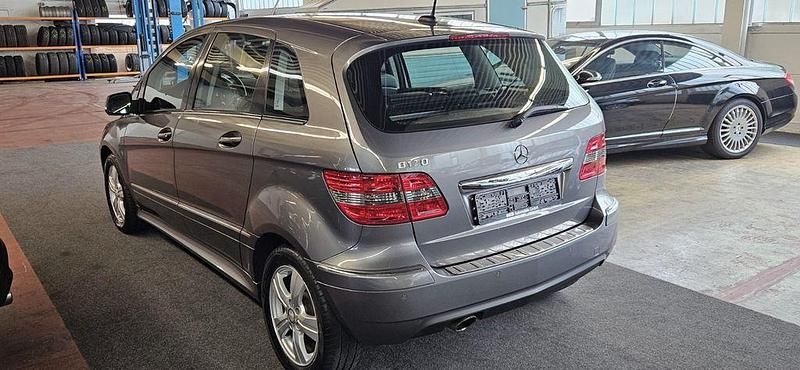 Gebraucht Mercedes B170 116 PS (85 kW) 2009 Grau Van / Kleinbus