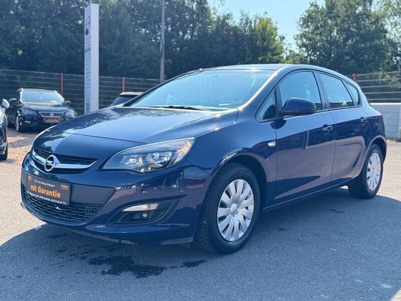 Blau Gebraucht 2015 Opel Astra Edition Limousine | 5.999 € (Guter Preis) - Bild 1/4