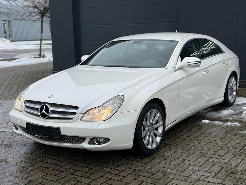 Weiß Gebraucht 2008 Mercedes CLS280 Limousine | 7.990 € (Fairer Preis) - Bild 1/4