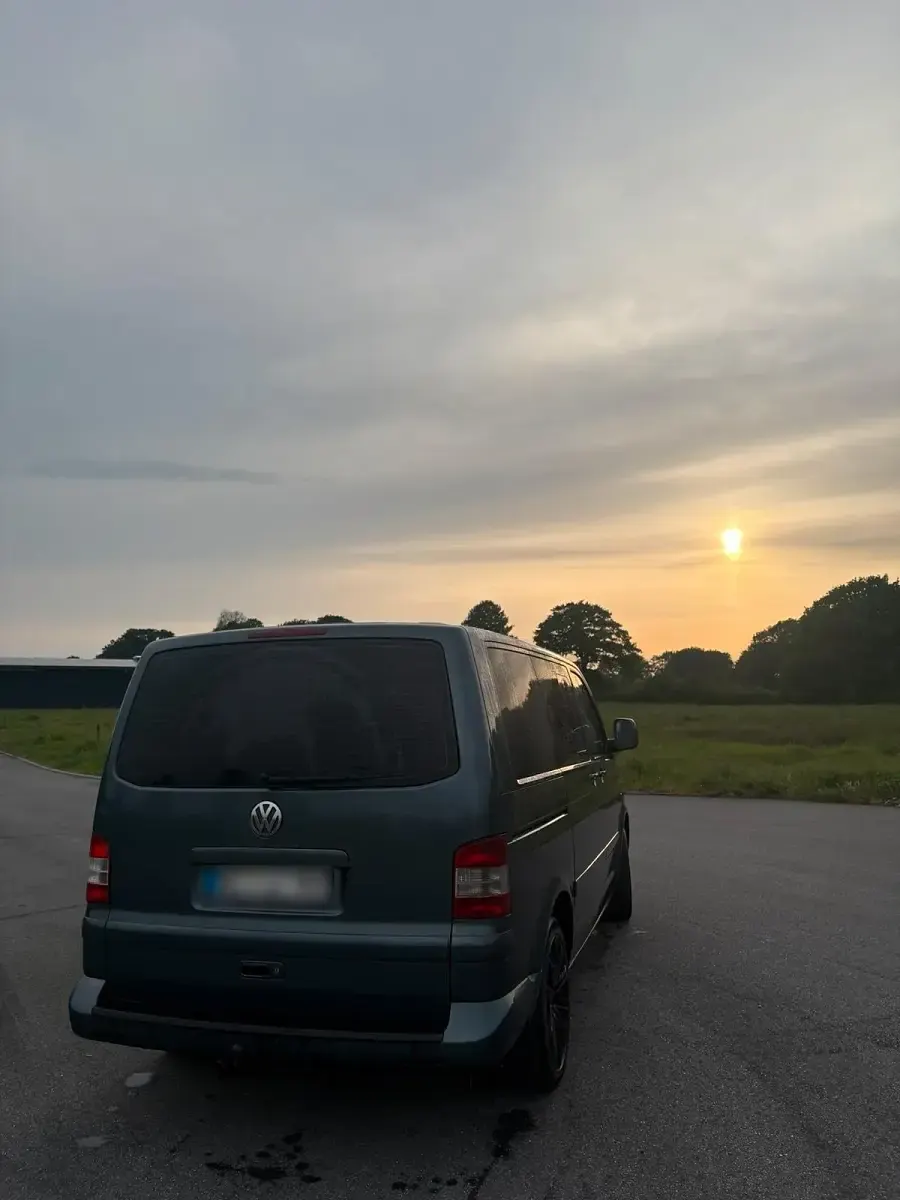 Gebraucht VW Multivan 134 PS (98 kW) 2004 Van / Kleinbus