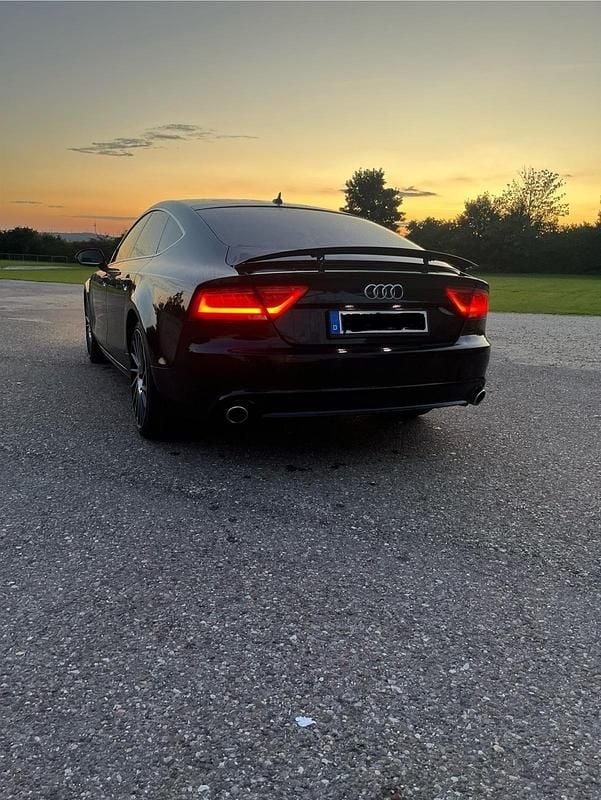 Schwarz Gebraucht 2011 Audi A7 Sportback Kleinwagen | 13.600 € (Guter Preis) - Bild 1/4