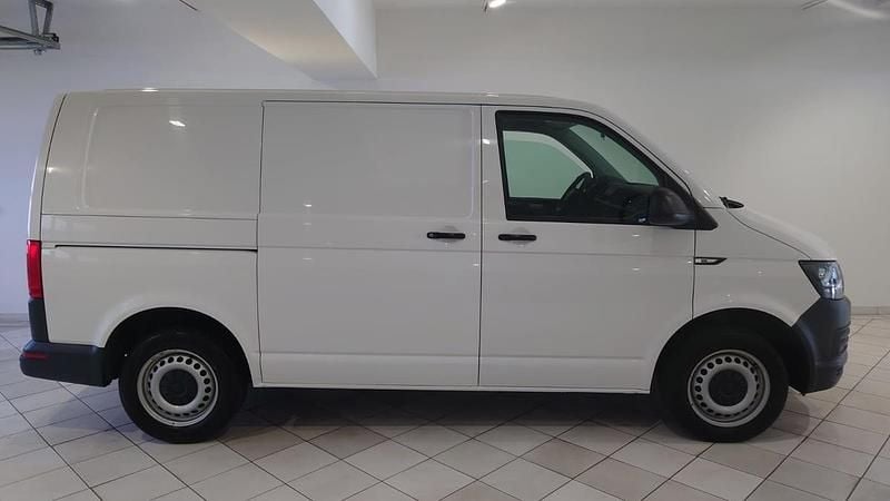 Gebraucht VW T5 102 PS (75 kW) 2015 Weiß Van