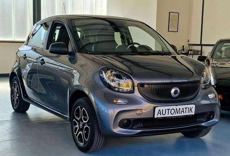 Second-hand Smart ForFour 90 CP (66 kW) 2018 Negru Hatchback