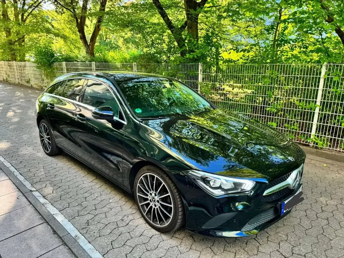 Gebraucht Mercedes CLA200 Shooting Brake 150 PS (110 kW) 2019 Kombi