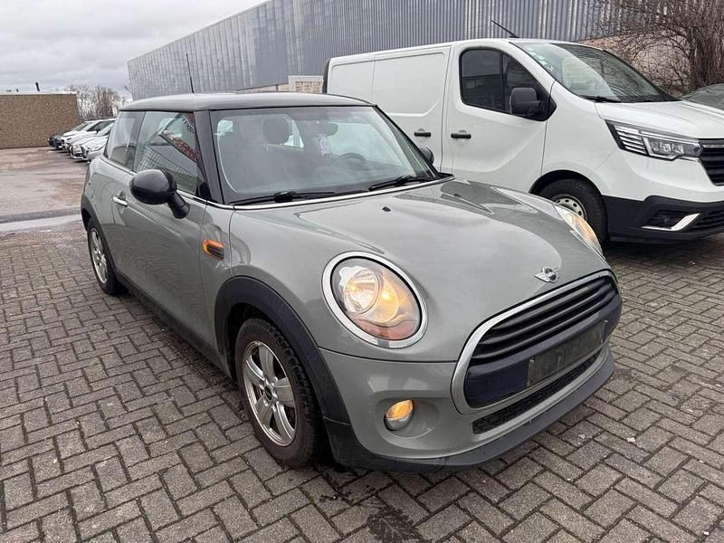 Usata Mini Cooper D 116 CV (85 kW) 2017 Grigio Utilitaria