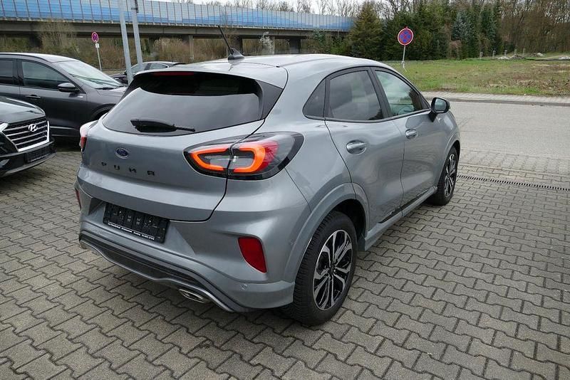 Gebraucht Ford Puma ST-Line 155 PS (114 kW) 2023 Solarsilber SUV