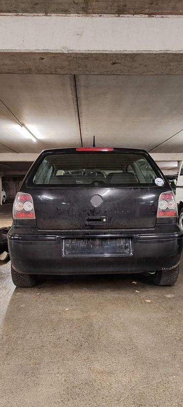 Gebraucht VW Polo Basis 50 PS (36 kW) 2001 Schwarz Kleinwagen