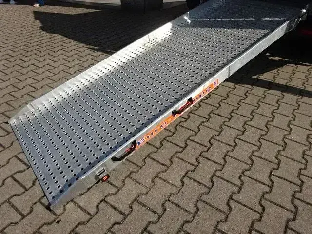 Gebraucht Ford Transit Trend 170 PS (125 kW) 2020 Weiß Kombi