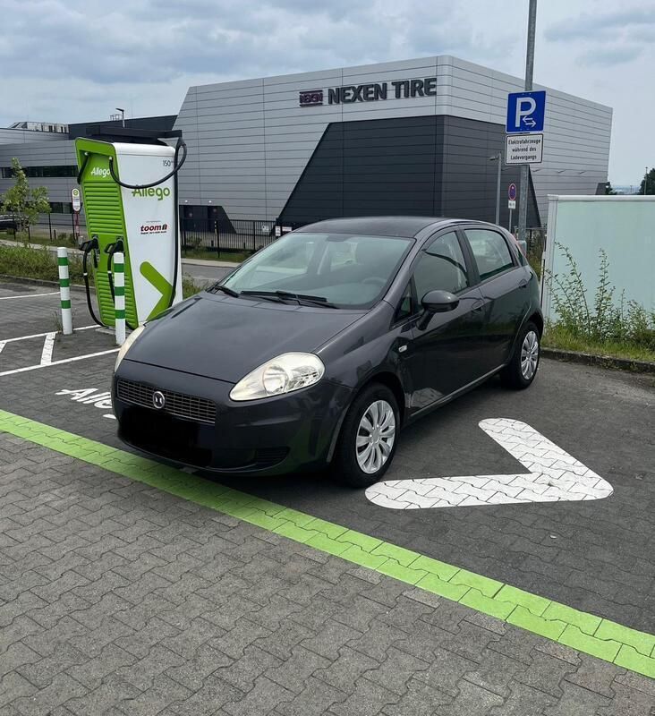 Grau Gebraucht 2008 Fiat Grande Punto Kleinwagen | 1.000 € (Guter Preis) - Bild 1/4