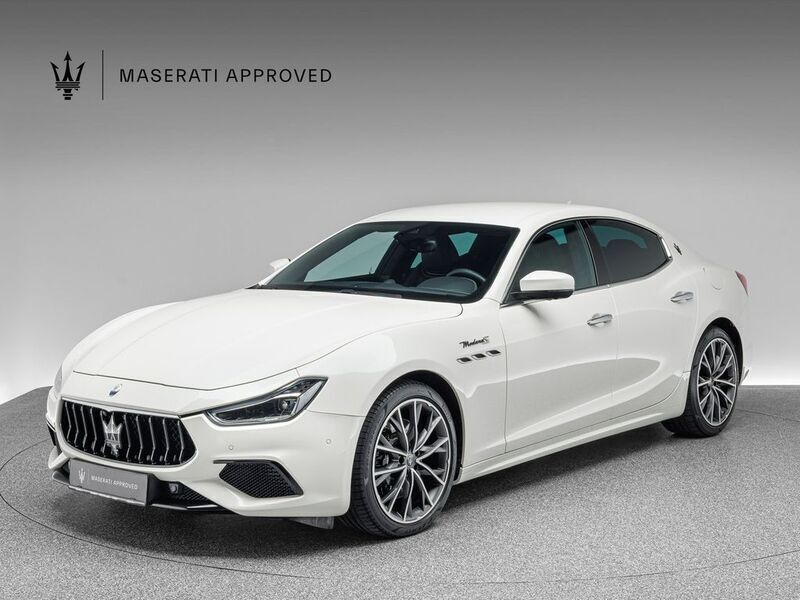 Weiß Gebraucht 2022 Maserati Ghibli Coupé | 59.900 € (Superpreis) - Bild 1/4