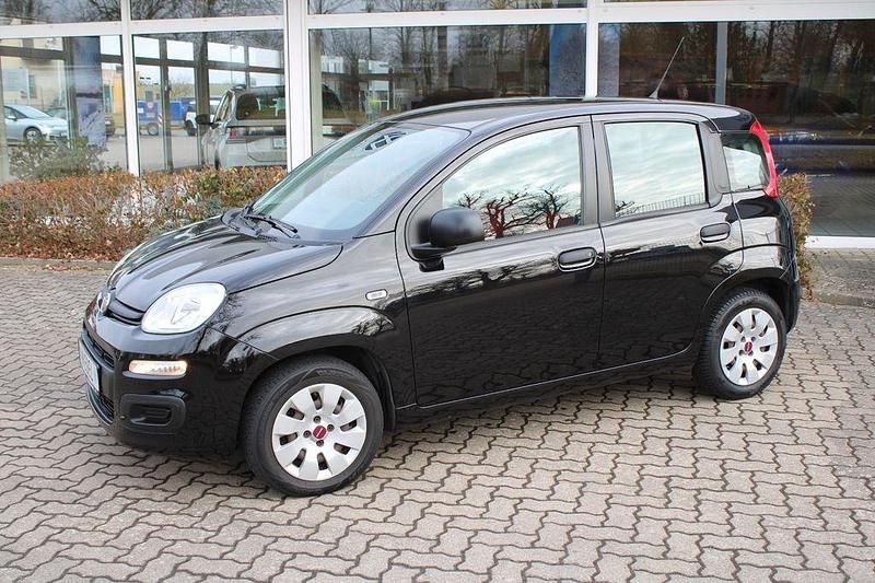 Gebraucht Fiat Panda Pop 69 PS (50 kW) 2015 Schwarz Kleinwagen