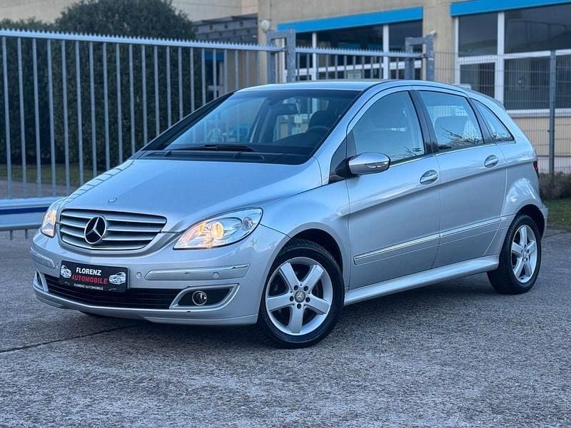 Gebraucht Mercedes B170 116 PS (85 kW) 2008 Silber Van / Kleinbus