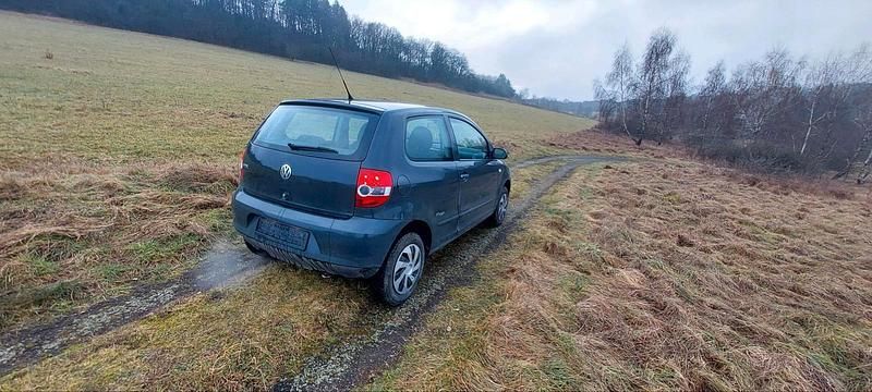 Gebraucht VW Fox 54 PS (39 kW) 2008 Grau Kleinwagen
