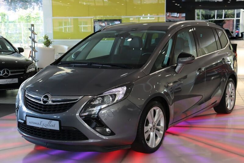 Karbon silber/shiny grey Gebraucht 2016 Opel Zafira Tourer Innovation Van / Kleinbus | 11.750 € (Fairer Preis) - Bild 1/4