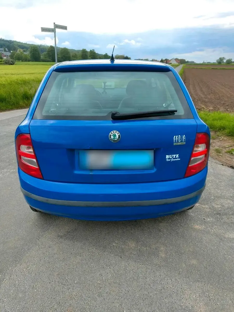 Gebraucht Skoda Fabia 75 PS (55 kW) 2000 Blau Kleinwagen