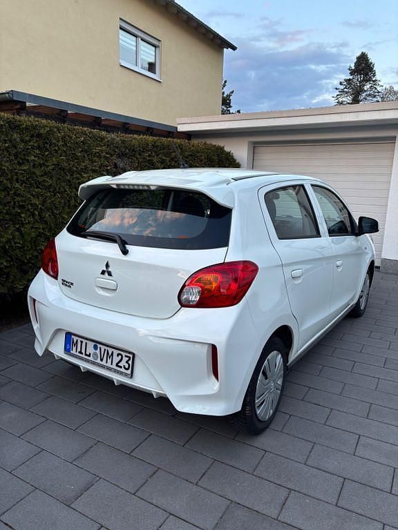 Gebraucht Mitsubishi Space Star 71 PS (52 kW) 2021 Weiß Kleinwagen