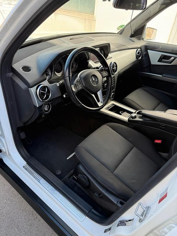 Gebraucht Mercedes GLK200 Edition 105 PS (77 kW) 2013 Weiß SUV