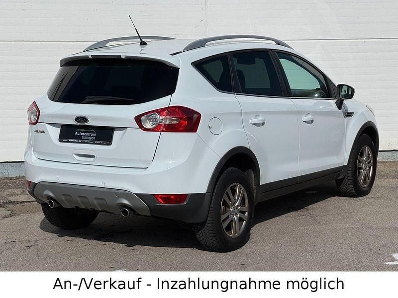 Gebraucht Ford Kuga Champions Edition 140 PS (102 kW) 2012 Frozen white SUV