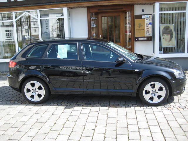 Gebraucht Audi A3 Sportback Ambition 105 PS (77 kW) 2008 Schwarz metallic Kleinwagen